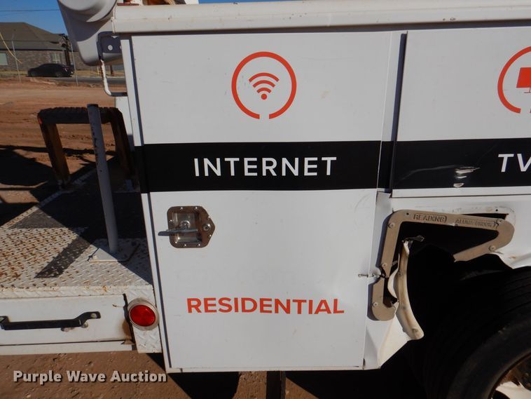 image for item DQ1891 2008 Ford F450 Super Duty XLT  bucket truck