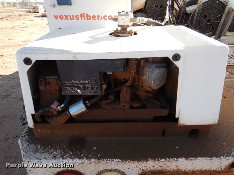 image for item DQ1891 2008 Ford F450 Super Duty XLT  bucket truck