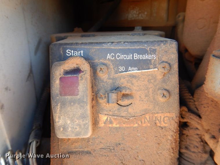 image for item DQ1891 2008 Ford F450 Super Duty XLT  bucket truck