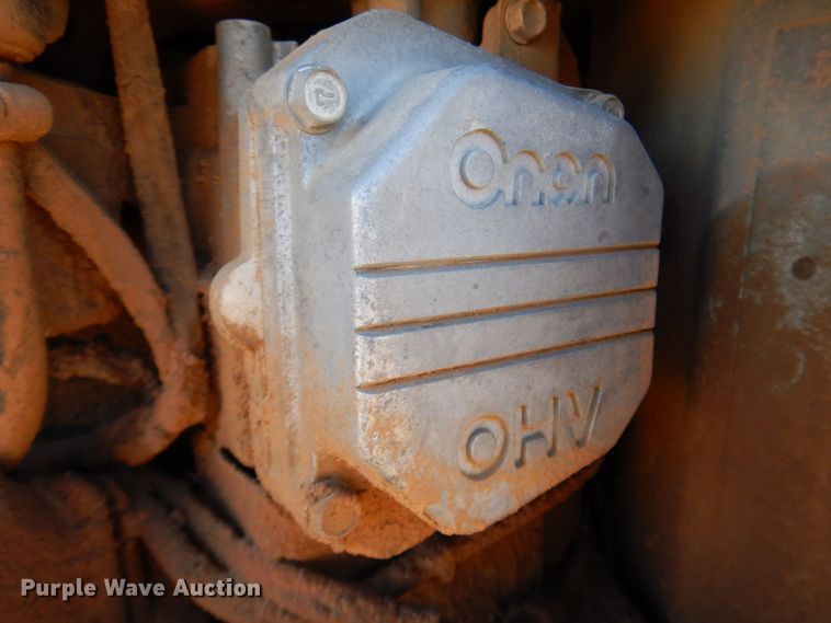 image for item DQ1891 2008 Ford F450 Super Duty XLT  bucket truck