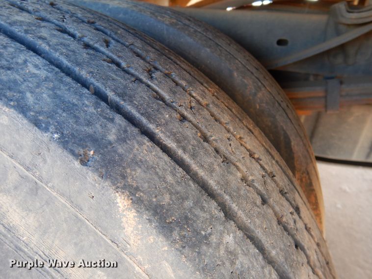 image for item DQ1891 2008 Ford F450 Super Duty XLT  bucket truck