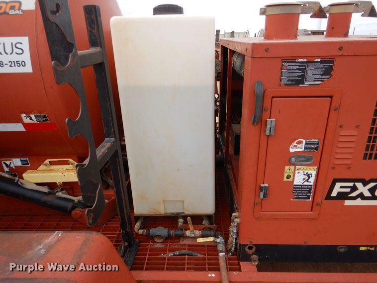 image for item DQ1893 2005 Ditch Witch FX30  vacuum excavator