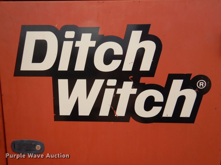 image for item DQ1893 2005 Ditch Witch FX30  vacuum excavator