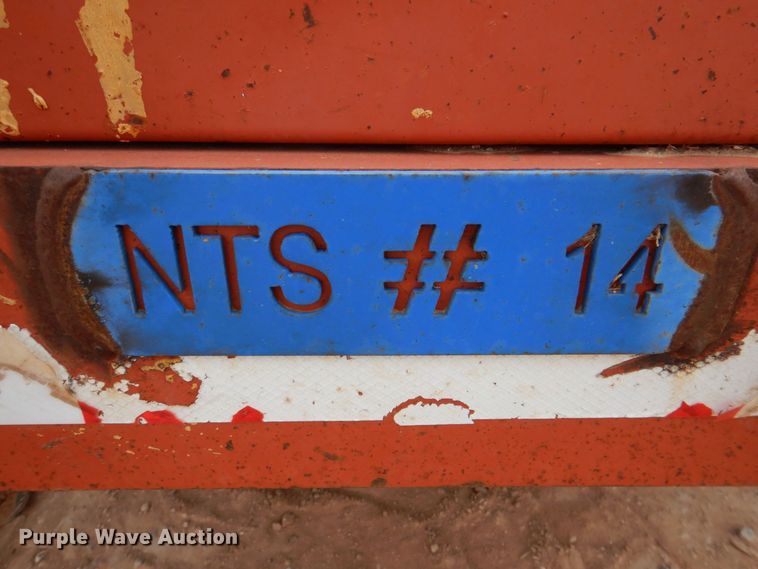 image for item DQ1893 2005 Ditch Witch FX30  vacuum excavator