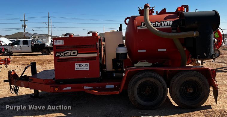 image for item DQ1894 2010 Ditch Witch FX30  vacuum excavator