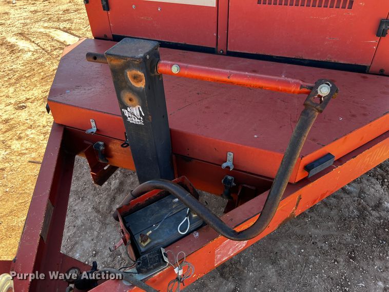 image for item DQ1894 2010 Ditch Witch FX30  vacuum excavator