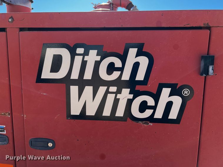 image for item DQ1894 2010 Ditch Witch FX30  vacuum excavator