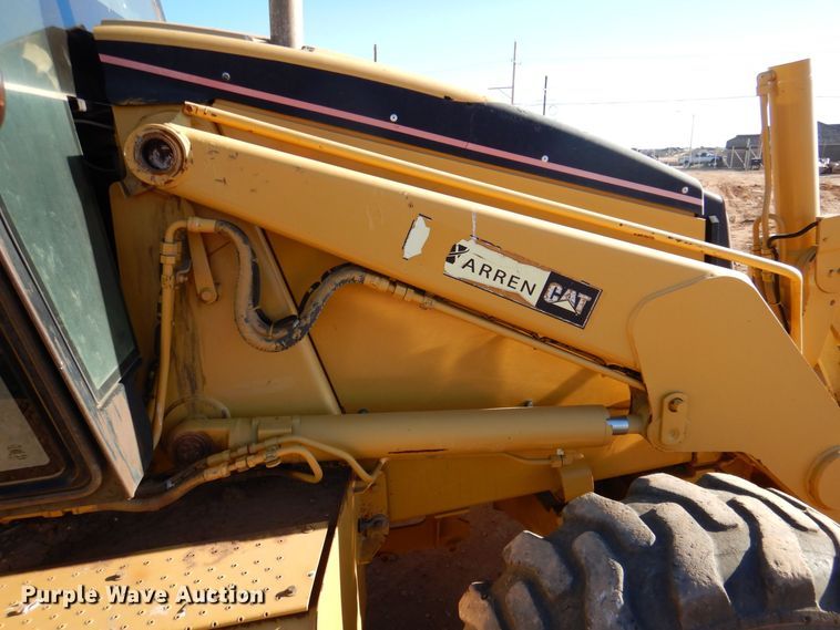 image for item DQ1895 2003 Caterpillar 420D  backhoe
