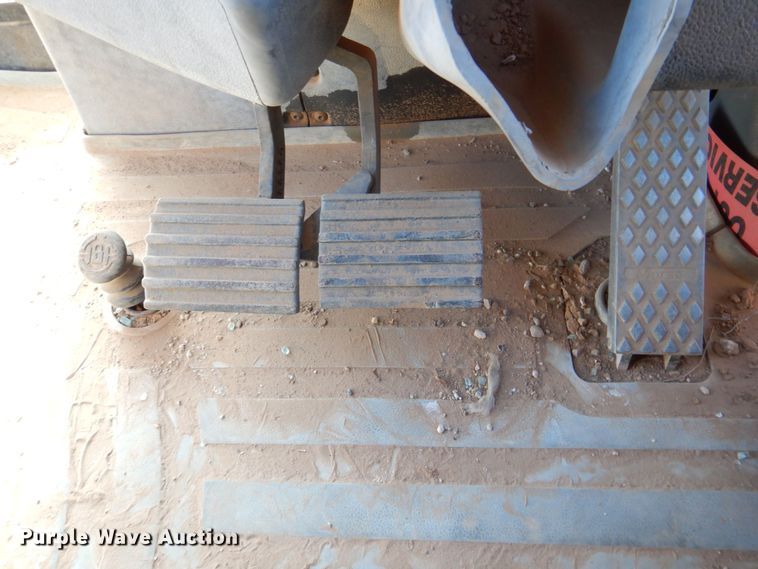 image for item DQ1895 2003 Caterpillar 420D  backhoe