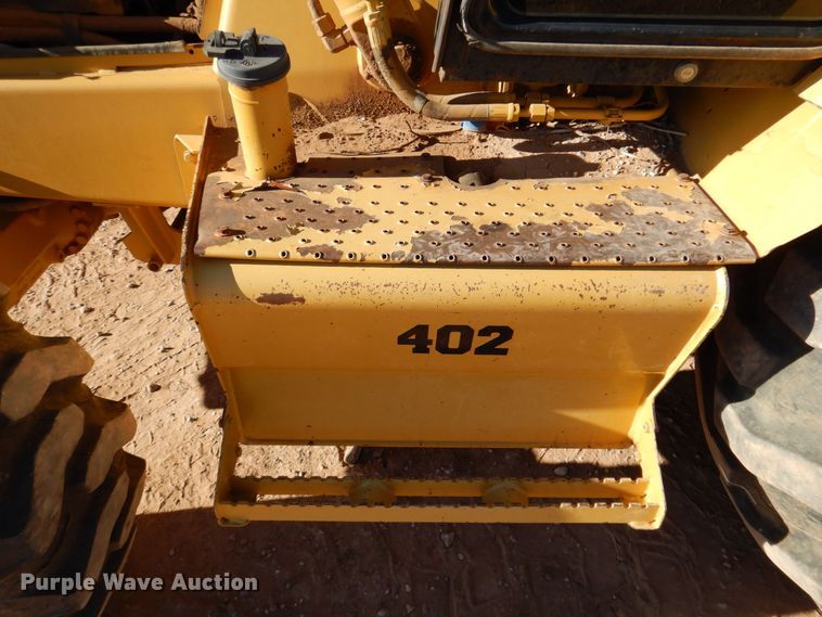 image for item DQ1895 2003 Caterpillar 420D  backhoe