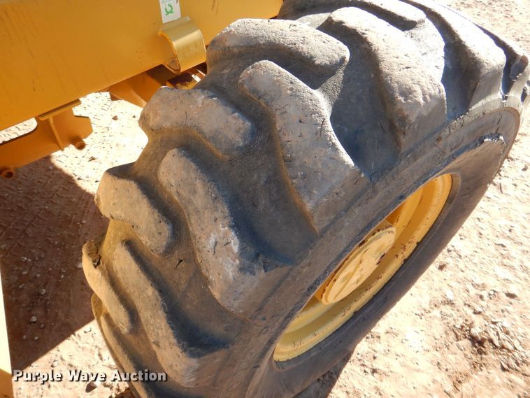 image for item DQ1895 2003 Caterpillar 420D  backhoe