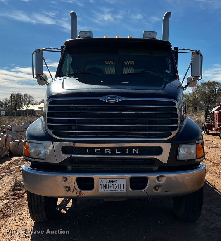 image for item DQ1896 2010 Ditch Witch JT3020 Mach 1  directional boring unit with truck and trailer