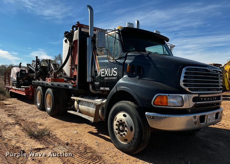 image for item DQ1896 2010 Ditch Witch JT3020 Mach 1  directional boring unit with truck and trailer