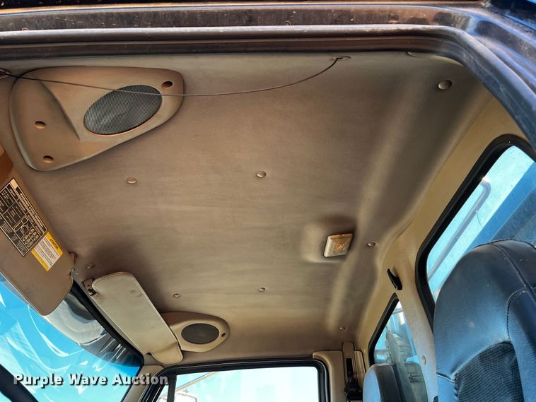 image for item DQ1896 2010 Ditch Witch JT3020 Mach 1  directional boring unit with truck and trailer