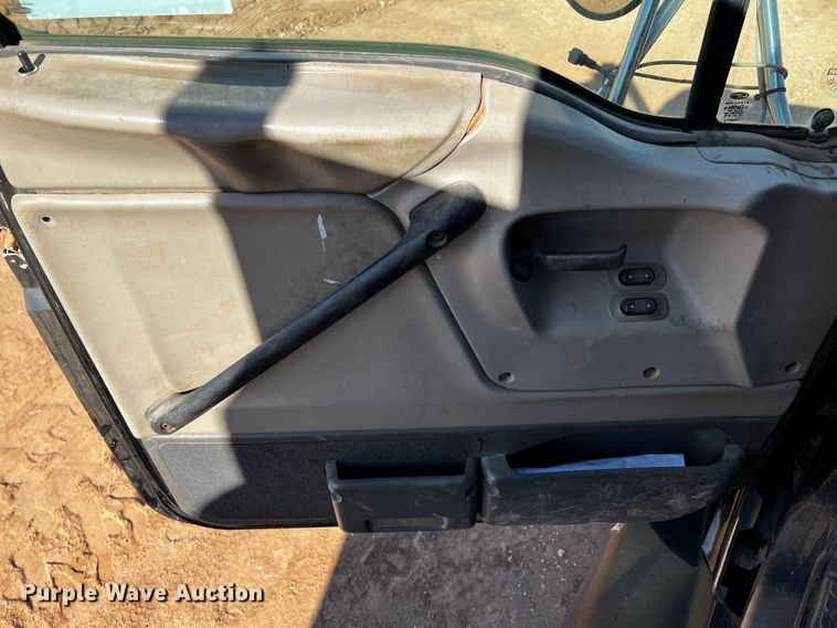 image for item DQ1896 2010 Ditch Witch JT3020 Mach 1  directional boring unit with truck and trailer