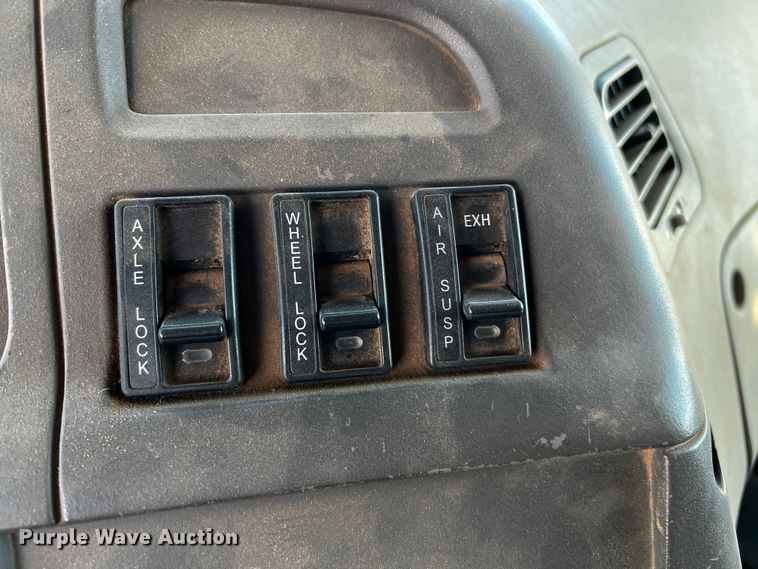 image for item DQ1896 2010 Ditch Witch JT3020 Mach 1  directional boring unit with truck and trailer