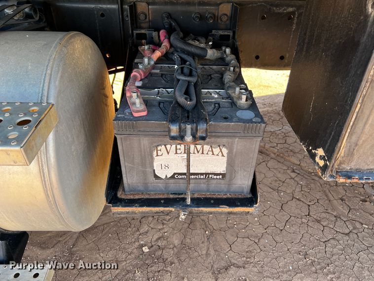 image for item DQ1896 2010 Ditch Witch JT3020 Mach 1  directional boring unit with truck and trailer