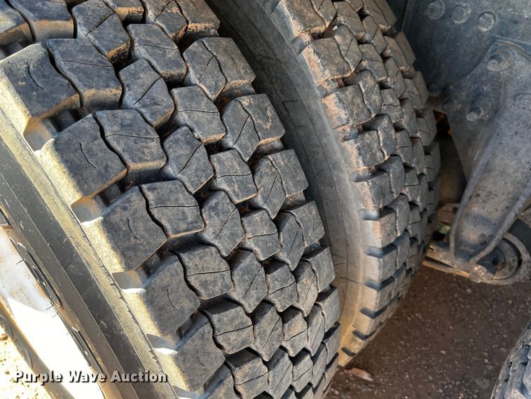 image for item DQ1896 2010 Ditch Witch JT3020 Mach 1  directional boring unit with truck and trailer