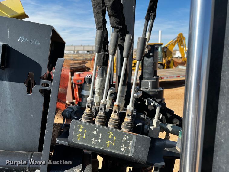 image for item DQ1896 2010 Ditch Witch JT3020 Mach 1  directional boring unit with truck and trailer