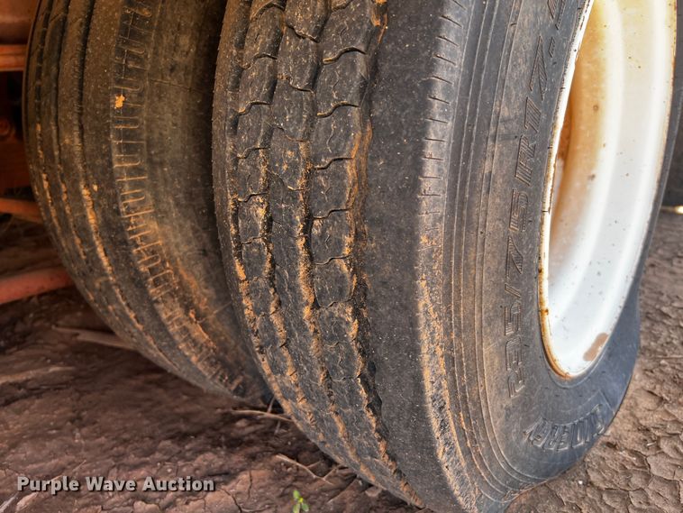 image for item DQ1896 2010 Ditch Witch JT3020 Mach 1  directional boring unit with truck and trailer