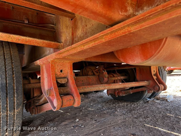 image for item DQ1896 2010 Ditch Witch JT3020 Mach 1  directional boring unit with truck and trailer