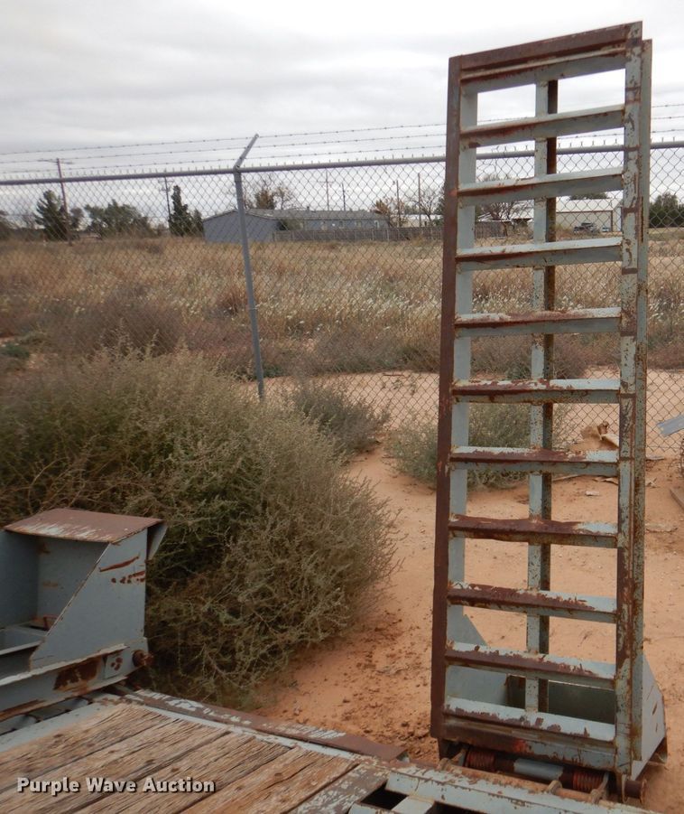 image for item DQ1899 2018 Interstate 20DT  equipment trailer