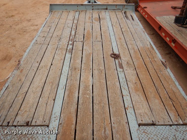 image for item DQ1899 2018 Interstate 20DT  equipment trailer