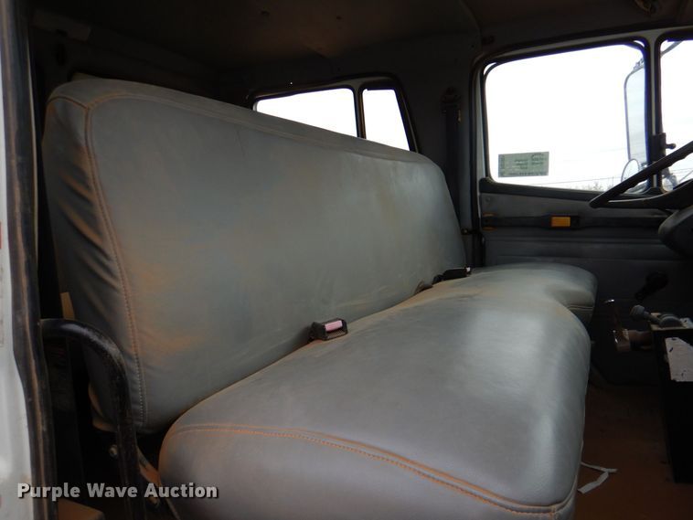 image for item DQ1901 2001 Freightliner FL70  Crew Cab dump truck