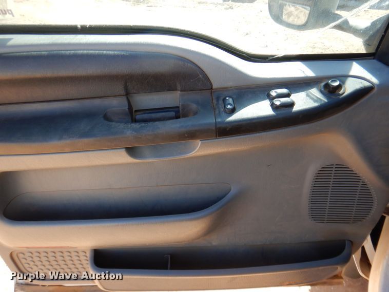 image for item DQ1902 2007 Ford F450 Super Duty XLT  bucket truck