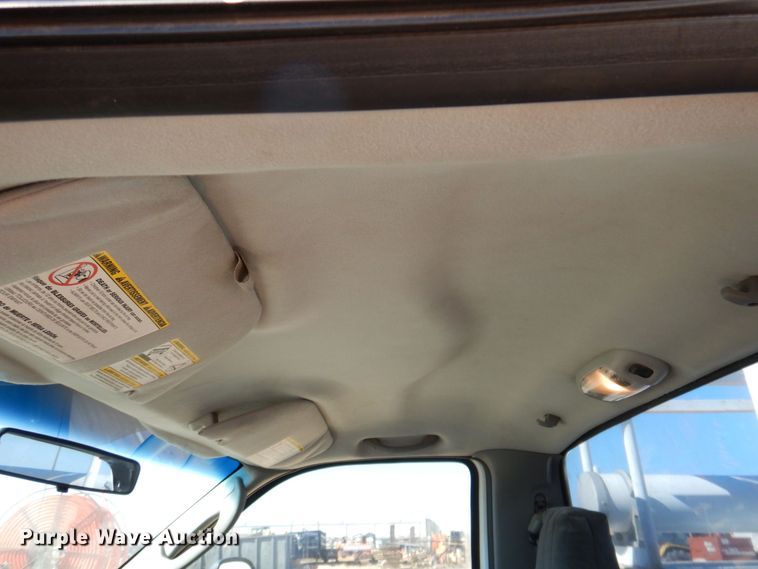 image for item DQ1902 2007 Ford F450 Super Duty XLT  bucket truck