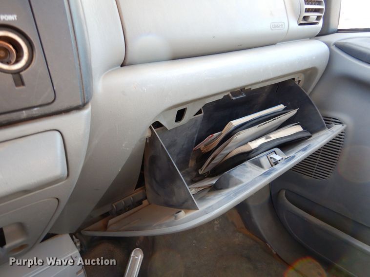 image for item DQ1902 2007 Ford F450 Super Duty XLT  bucket truck