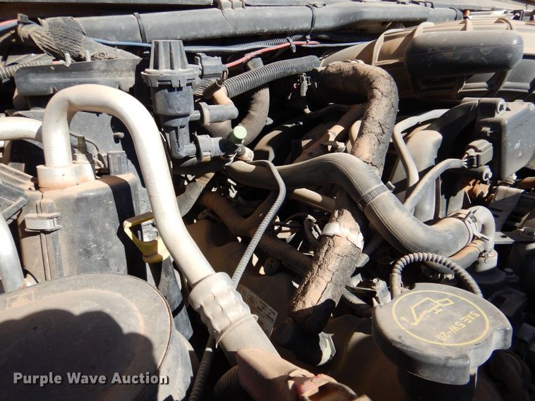 image for item DQ1902 2007 Ford F450 Super Duty XLT  bucket truck