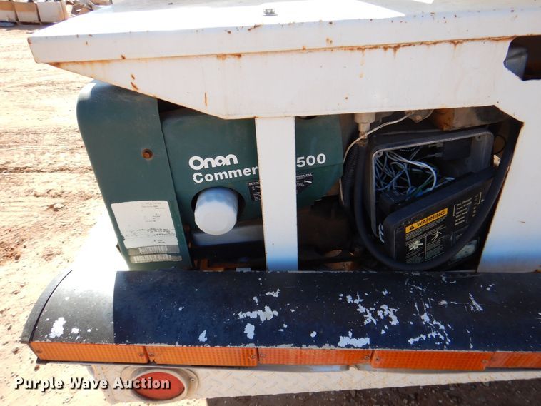 image for item DQ1902 2007 Ford F450 Super Duty XLT  bucket truck