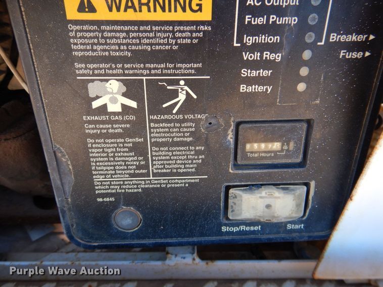 image for item DQ1902 2007 Ford F450 Super Duty XLT  bucket truck