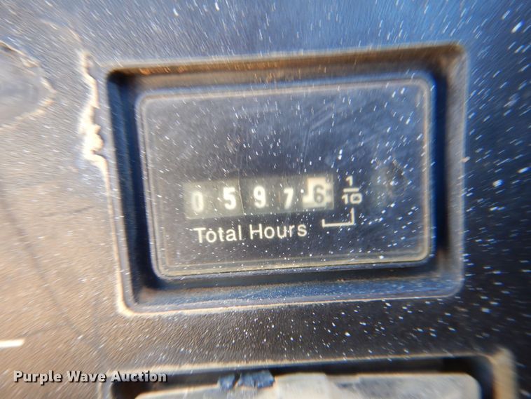 image for item DQ1902 2007 Ford F450 Super Duty XLT  bucket truck