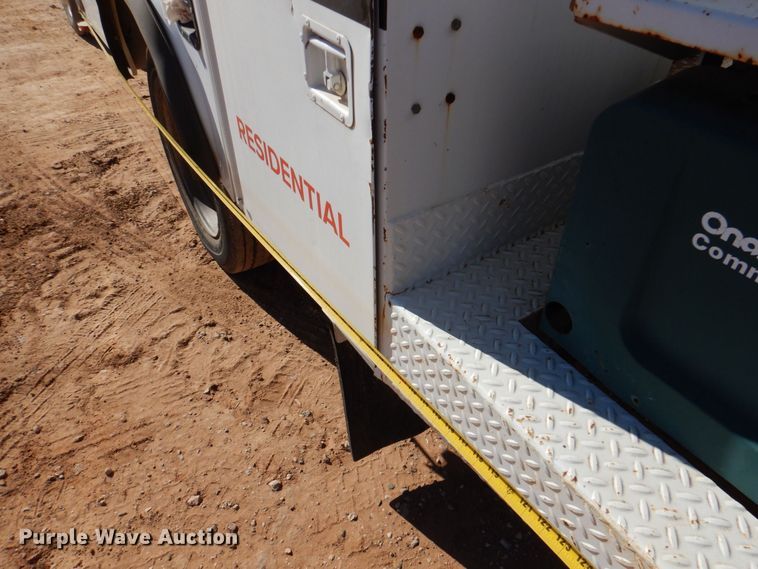 image for item DQ1902 2007 Ford F450 Super Duty XLT  bucket truck