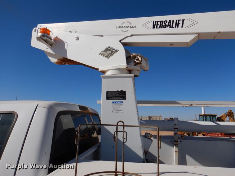 image for item DQ1902 2007 Ford F450 Super Duty XLT  bucket truck