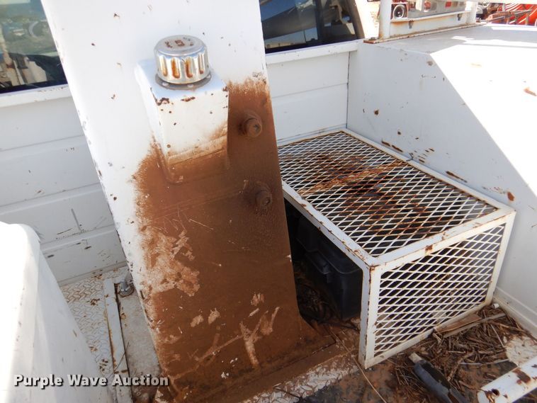 image for item DQ1902 2007 Ford F450 Super Duty XLT  bucket truck