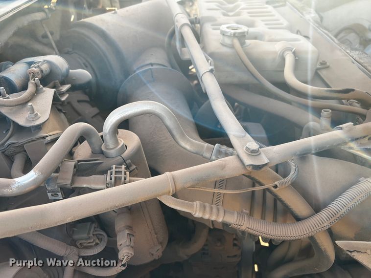 image for item DQ1903 2000 Ford F650 Super Duty  bucket truck