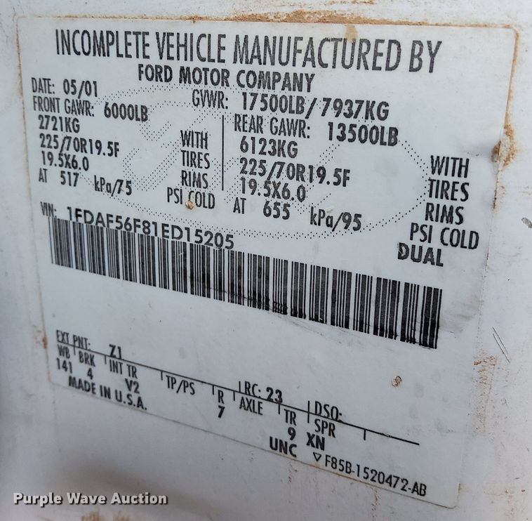 image for item DQ1904 2001 Ford F550 Super Duty  bucket truck