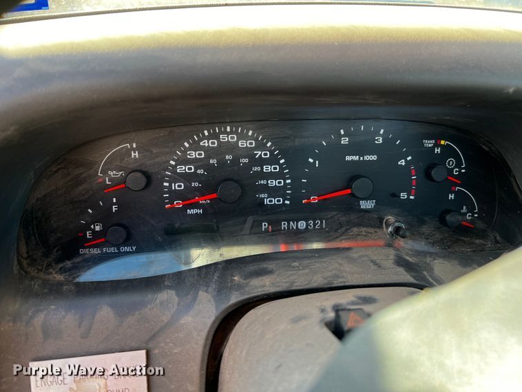 image for item DQ1905 2004 Ford F550 Super Duty  bucket truck