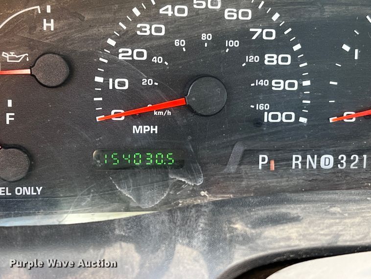 image for item DQ1905 2004 Ford F550 Super Duty  bucket truck