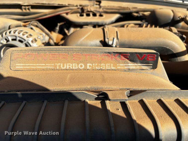 image for item DQ1905 2004 Ford F550 Super Duty  bucket truck