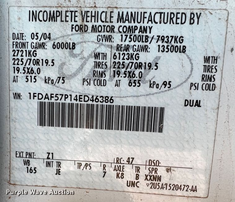 image for item DQ1905 2004 Ford F550 Super Duty  bucket truck