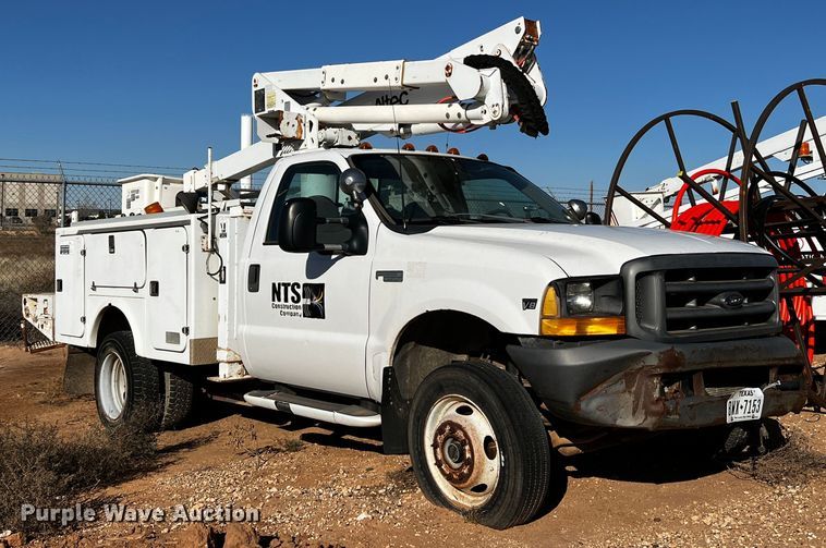 image for item DQ1907 1999 Ford F550 Super Duty  bucket truck