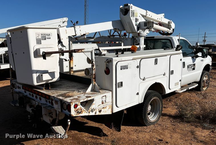 image for item DQ1907 1999 Ford F550 Super Duty  bucket truck