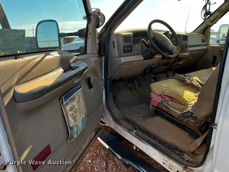 image for item DQ1907 1999 Ford F550 Super Duty  bucket truck