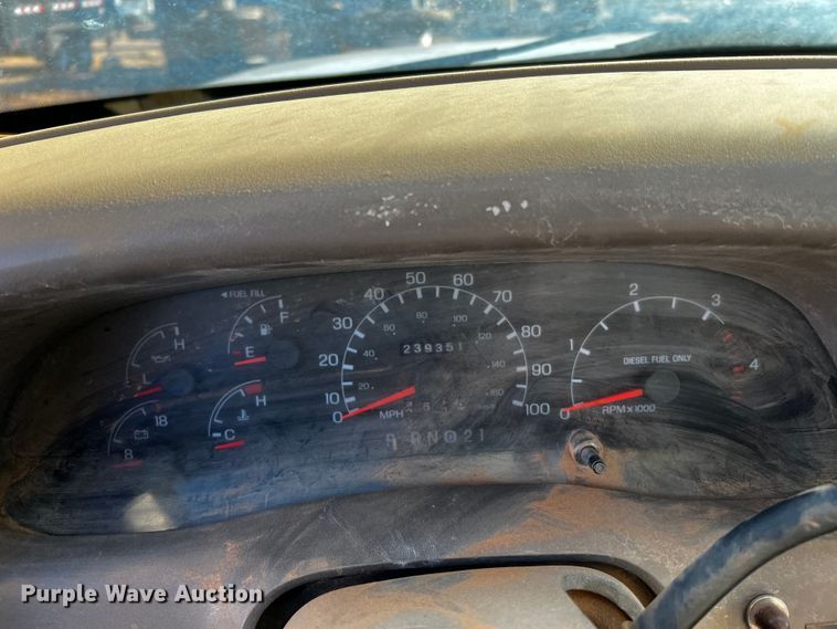 image for item DQ1907 1999 Ford F550 Super Duty  bucket truck