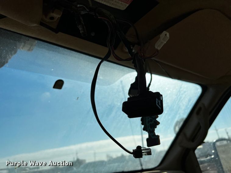 image for item DQ1907 1999 Ford F550 Super Duty  bucket truck