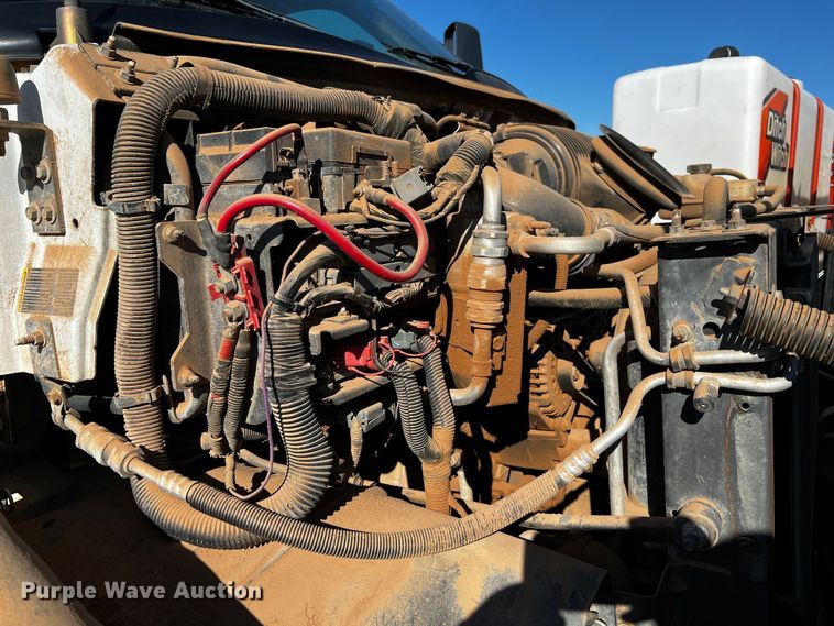 image for item DQ1908 2003 Chevrolet C4500  bucket truck